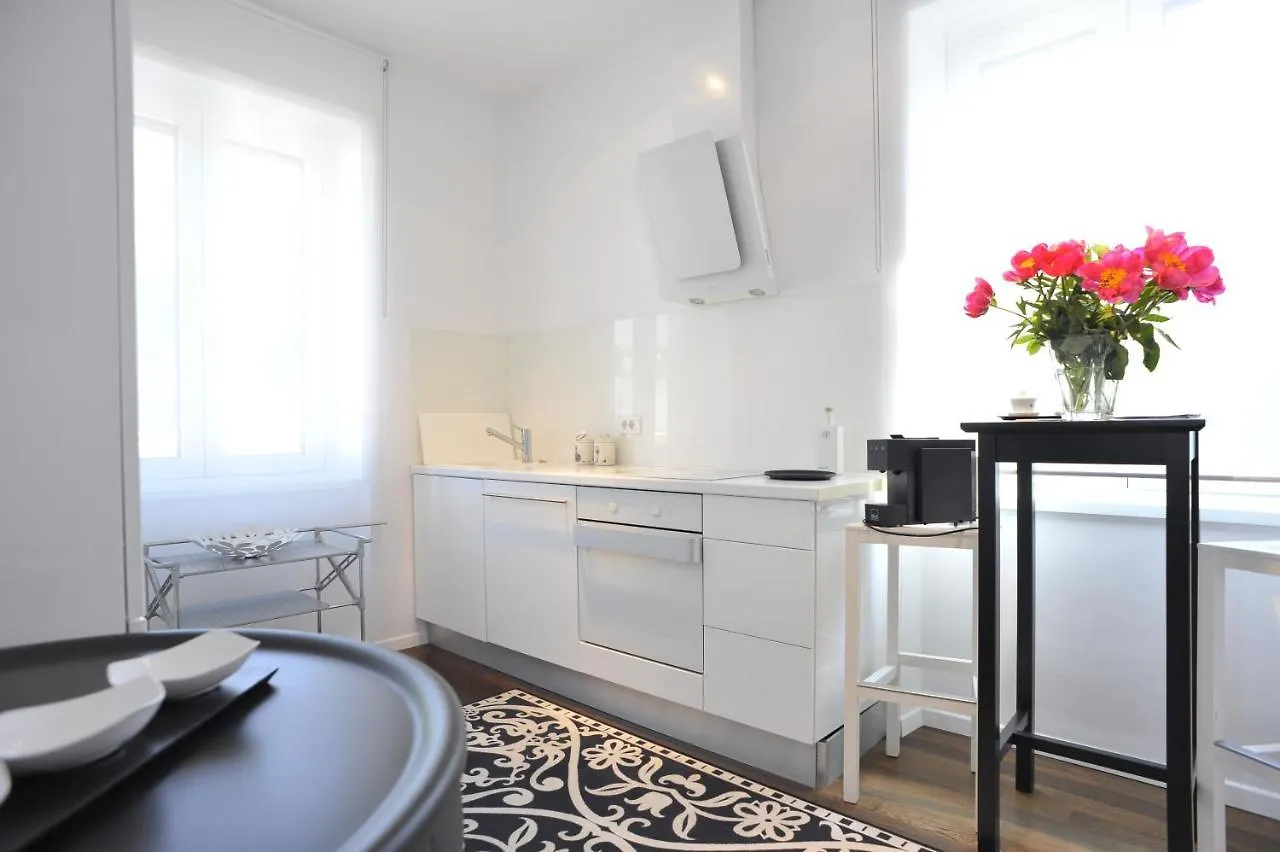 Apartment Charon With Garage Rovinj