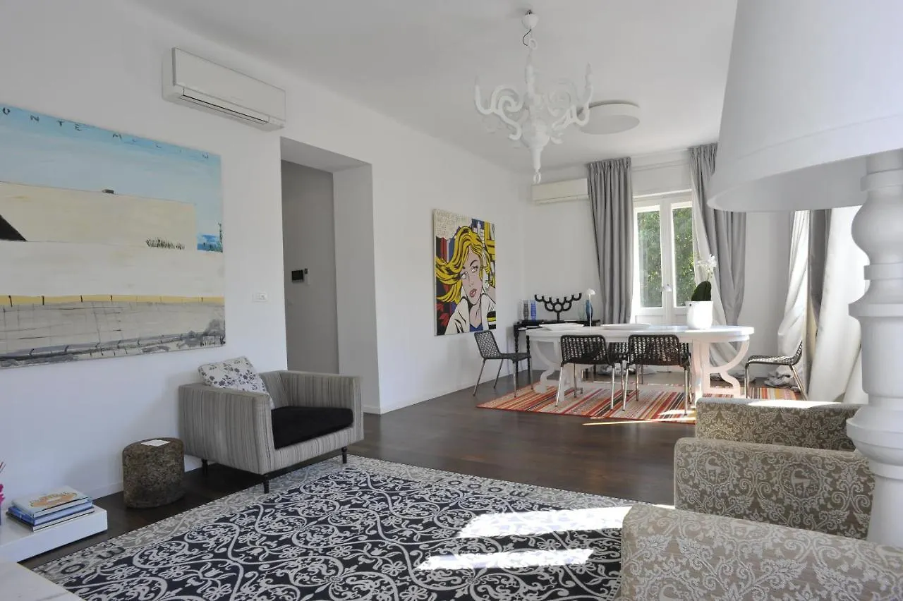 Apartment Charon With Garage Rovinj